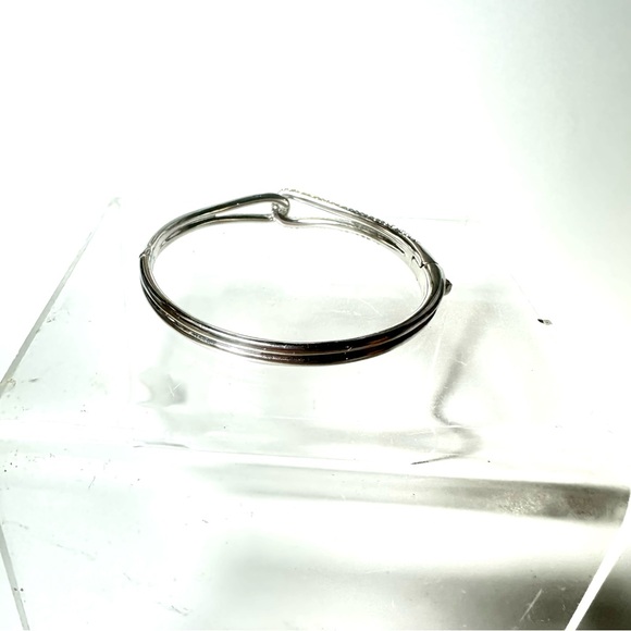 Kate Spade NY Get Connected Bangle Bracelet Silver Color Metal Pave Rhinestone - Picture 10 of 16